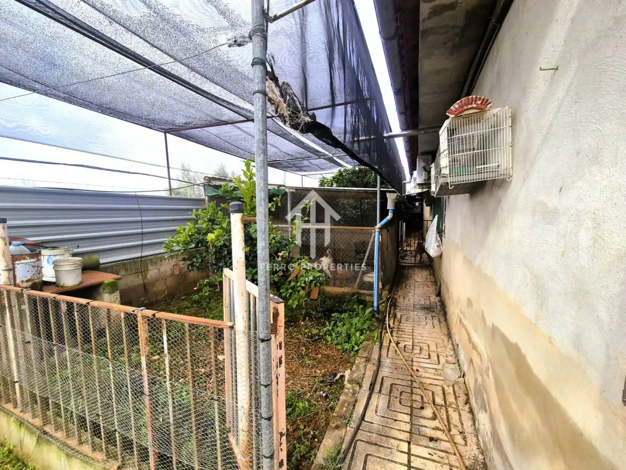 Vista exterior de Finca rústica en venda en Moraleda de Zafayona amb Aire condicionat, Jardí privat i Piscina