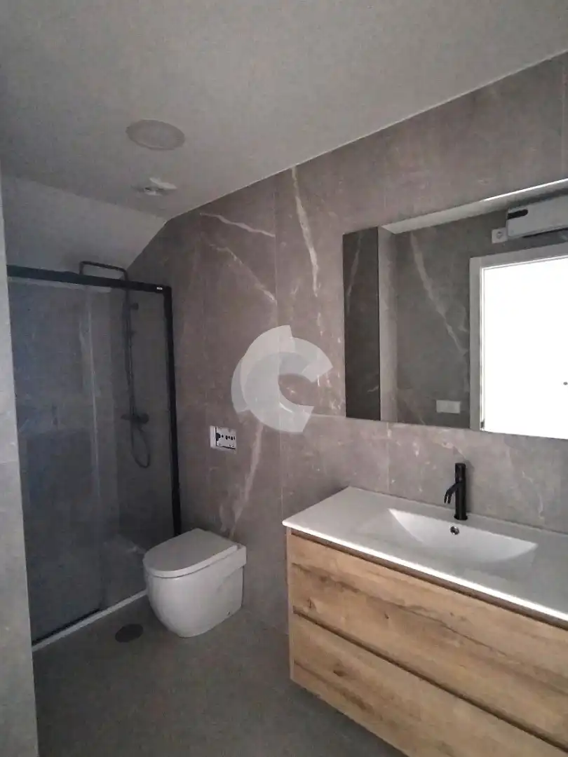 Baño de Dúplex en venta en A Coruña Capital  con Calefacción