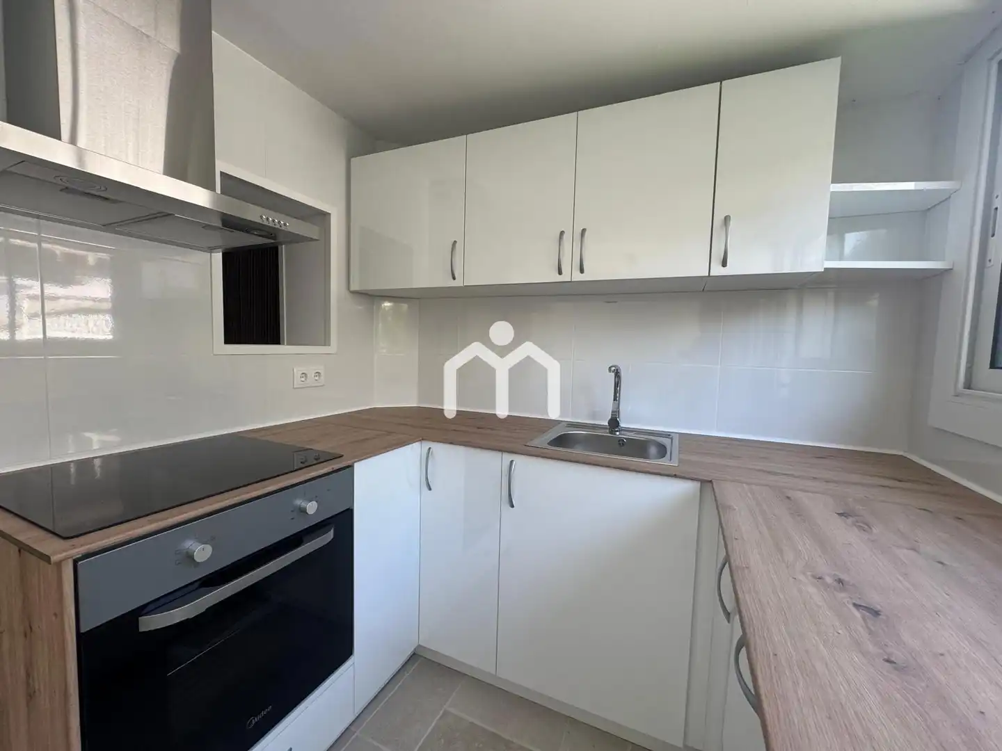 Detached homes for sale in Centre