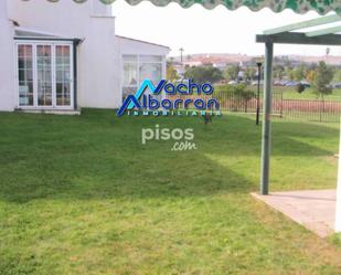 Garden of Single-family semi-detached for sale in Badajoz Capital  with Air Conditioner, Heating and Private garden