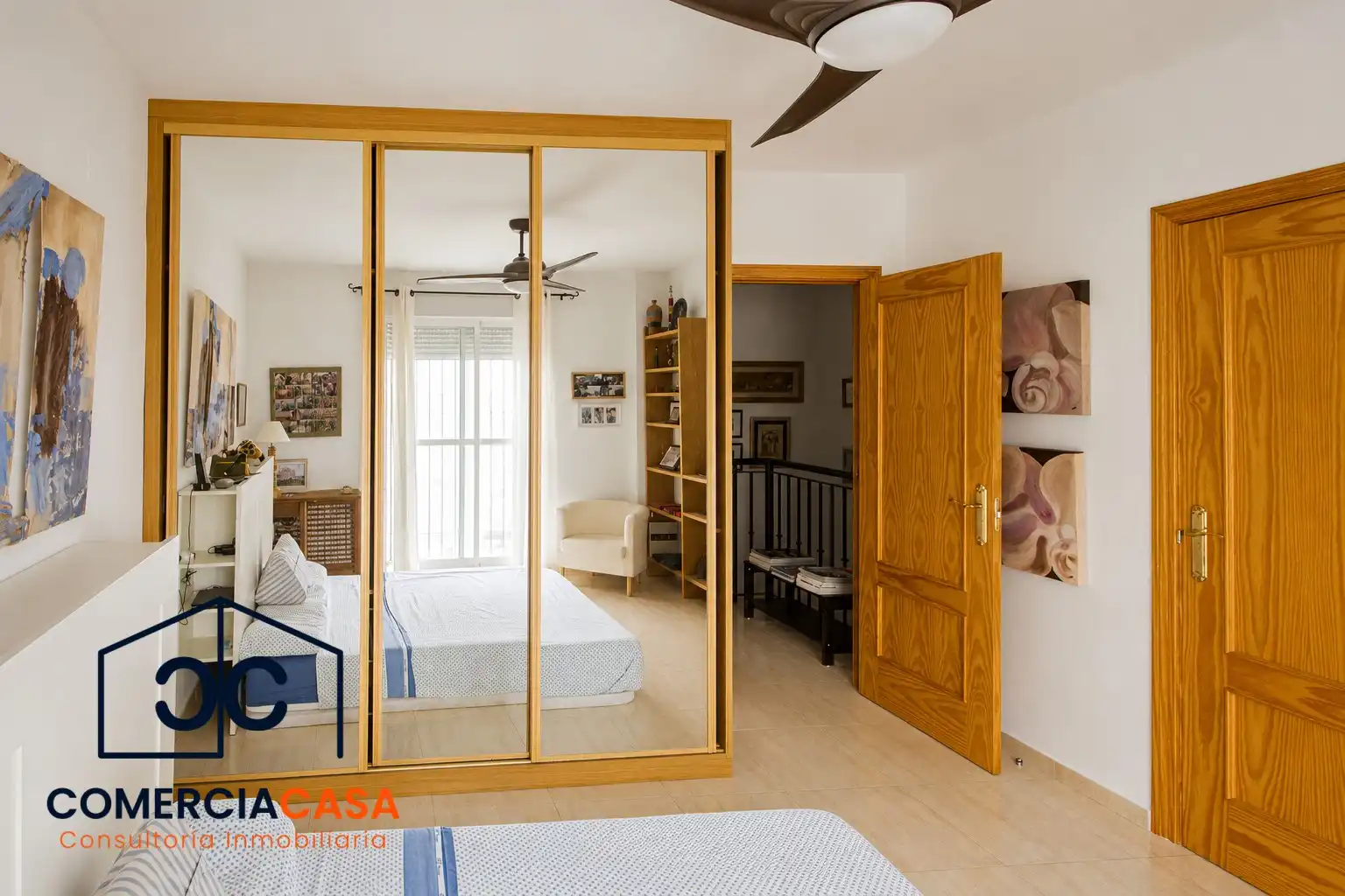 Habitación de Casa o chalet en venta en Jun con Calefacción, Trastero y Piscina