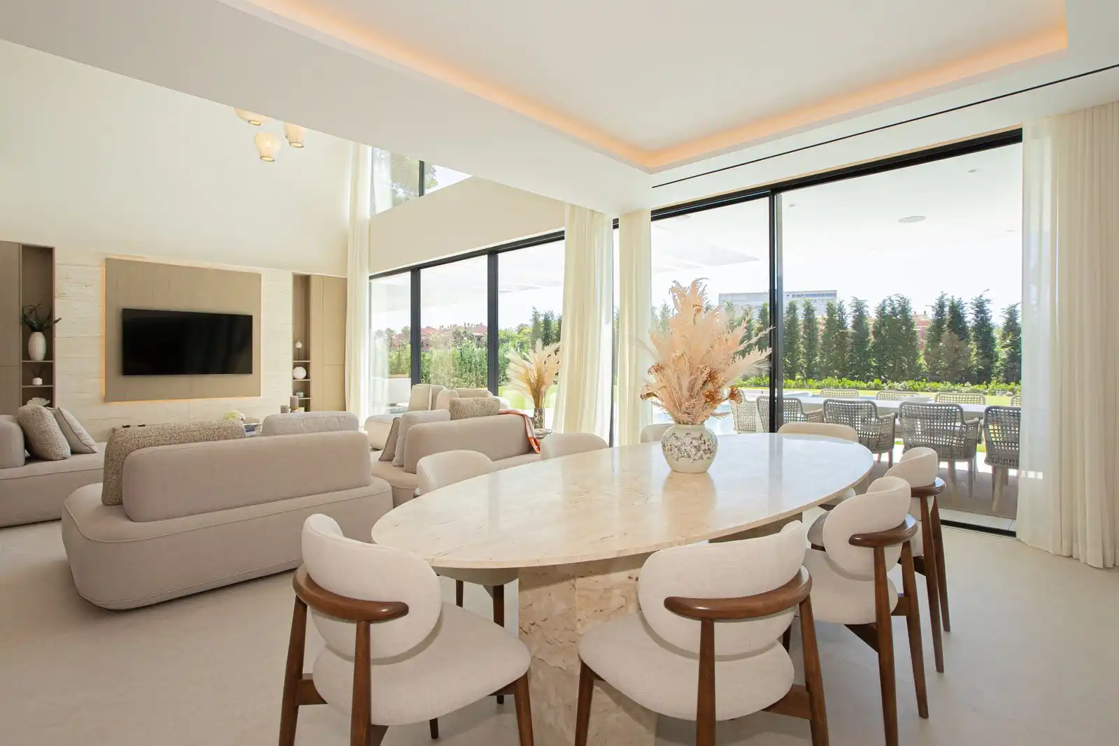 Villa mit Pool zum Verkauf in Urbanización Golf Río Real S/N, imagen 5