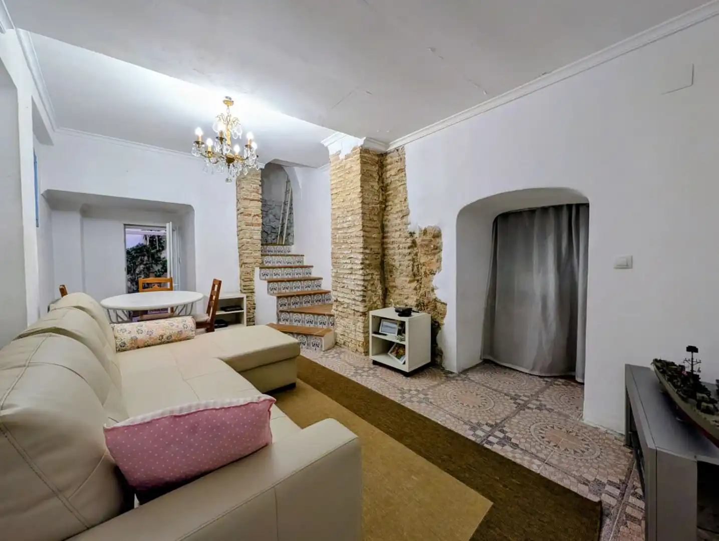Casa o xalet en venda en Loja amb Terrassa, Traster i Balcó