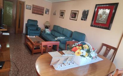 Living room of Flat for sale in  Zaragoza Capital  with Air Conditioner, Terrace and Balcony