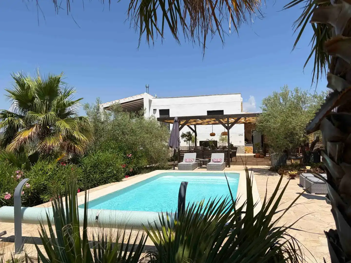Piscina de Finca rústica en venda en Traiguera amb Jardí privat, Piscina i Moblat