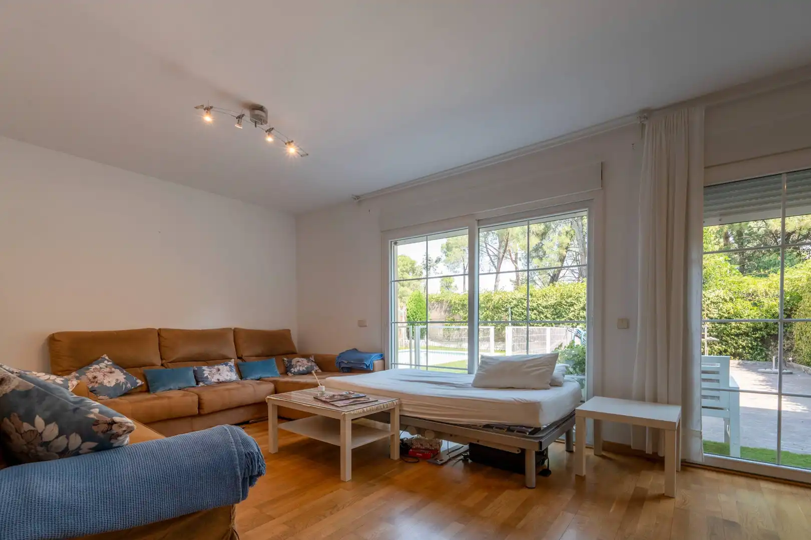 Living room of Houses for sale in Algete  with Air Conditioner, Heating and Private garden