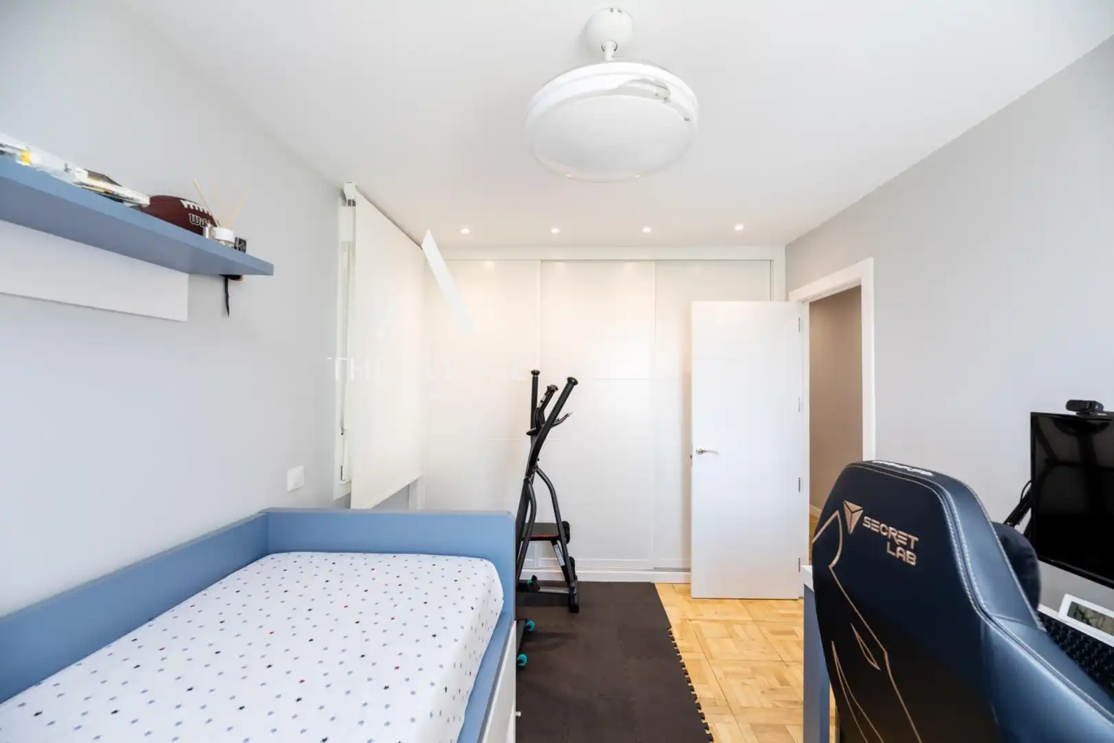 Habitación de Piso en venta en Madrid con Aire acondicionado, Calefacción y Jardín privado
