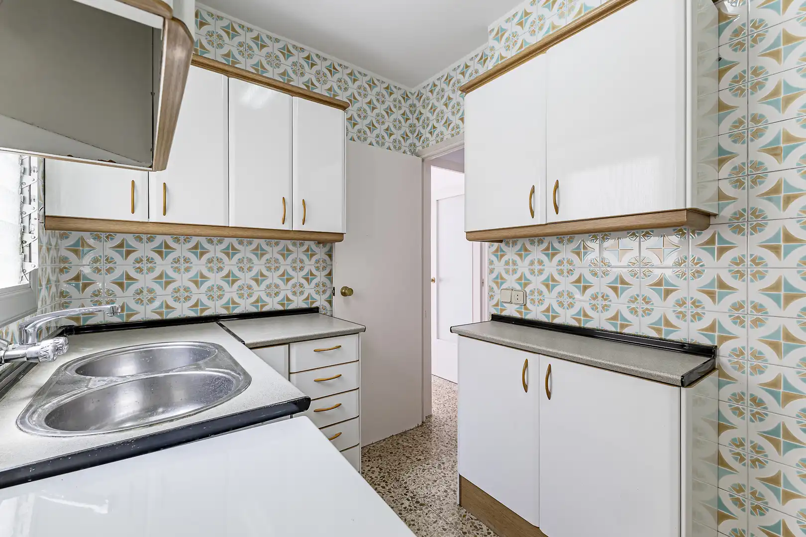 Kitchen of Flat for sale in Sant Boi de Llobregat  with Heating, Terrace and Balcony