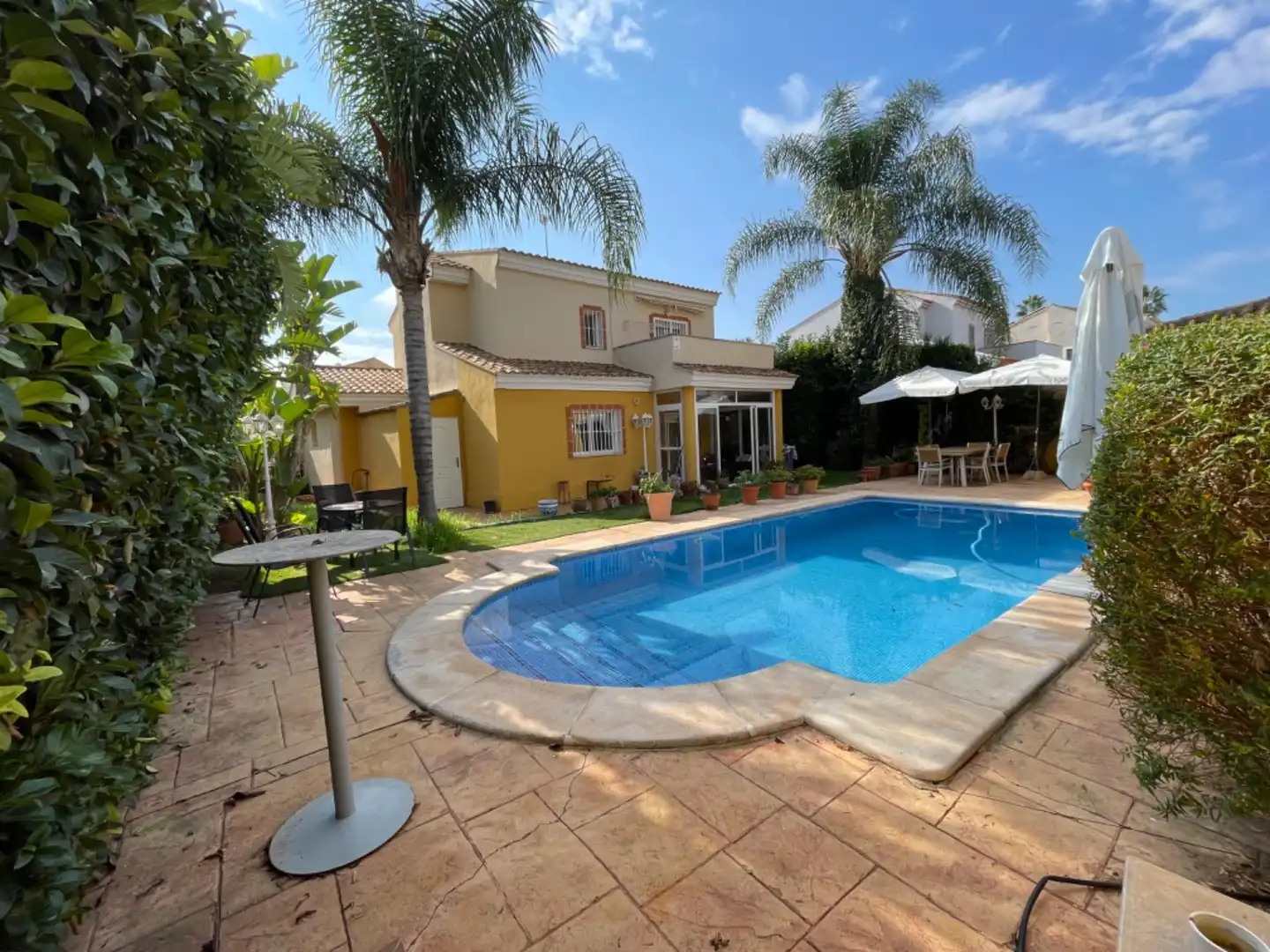 Vista exterior de Casa o chalet en venta en Llíria con Jardín privado, Terraza y Piscina