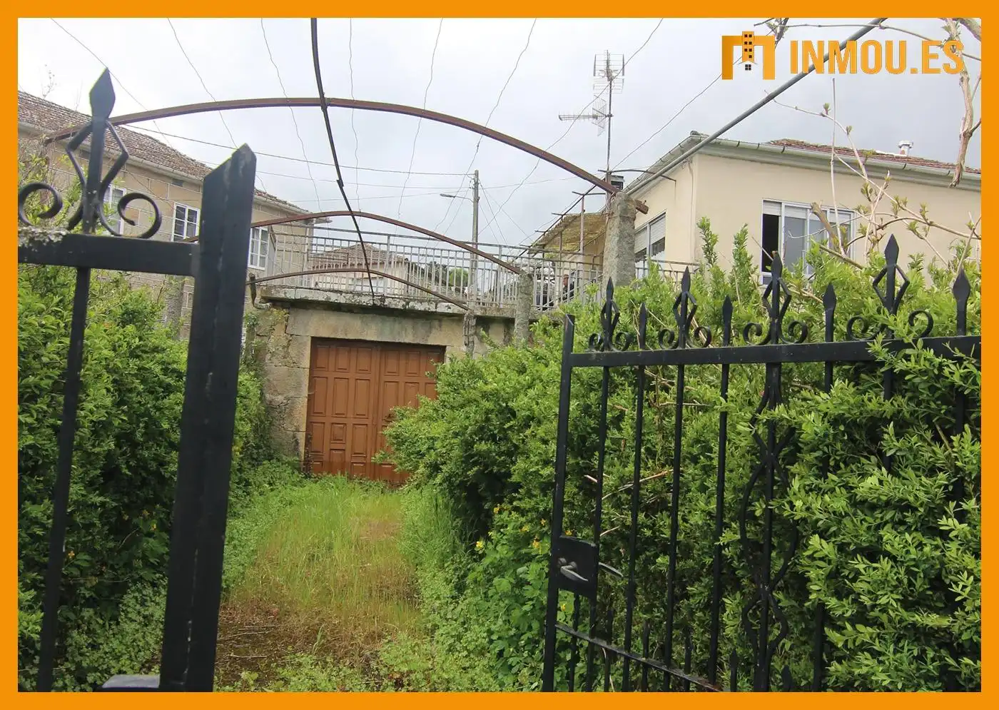 Houses for sale in Cartelle  with Heating and Private garden