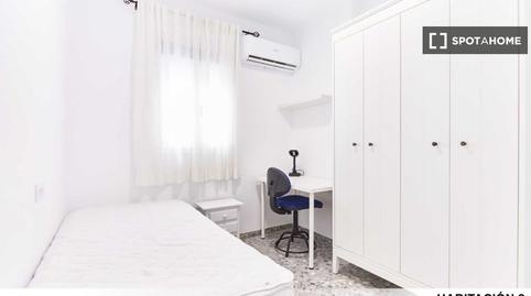 Photo 3 of Flat to share in El Plantinar – Avda. La Paz - El Juncal,  Sevilla Capital