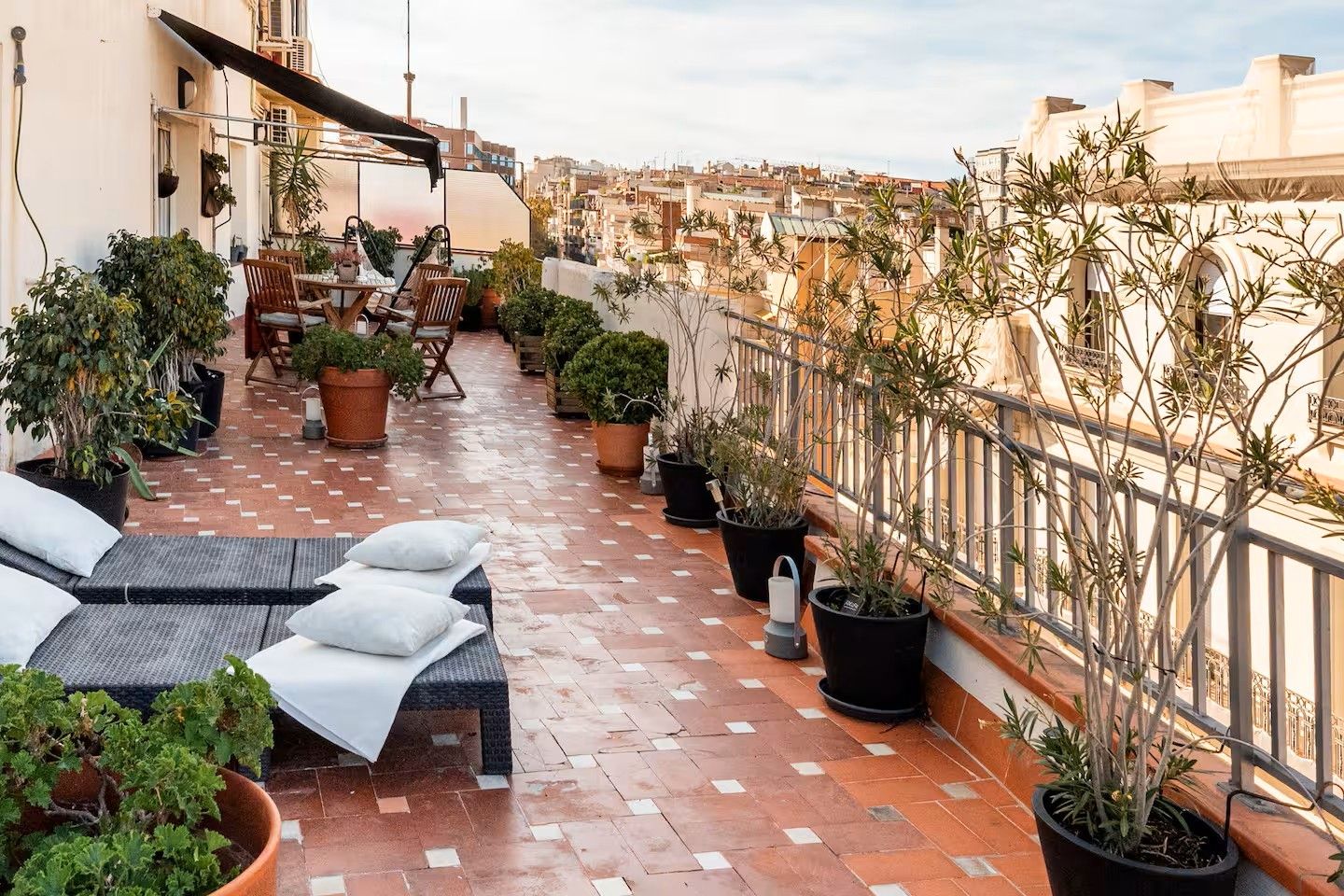 Terrassa de Pis de lloguer en  Barcelona Capital amb Aire condicionat, Calefacció i Terrassa