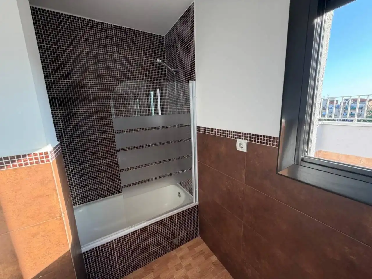 Baño de Piso en venta en Terrassa con Aire acondicionado, Calefacción y Parquet