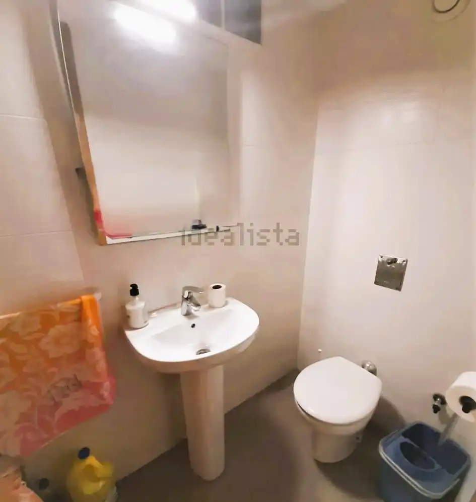 Bathroom of Duplexes for sale in Coll de Nargó  with Air Conditioner, Heating and Parquet flooring