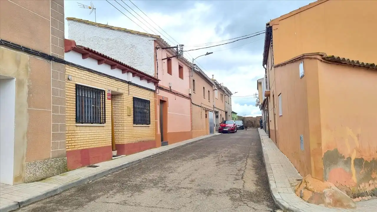 Houses for sale in Torres de Berrellén, Zaragoza