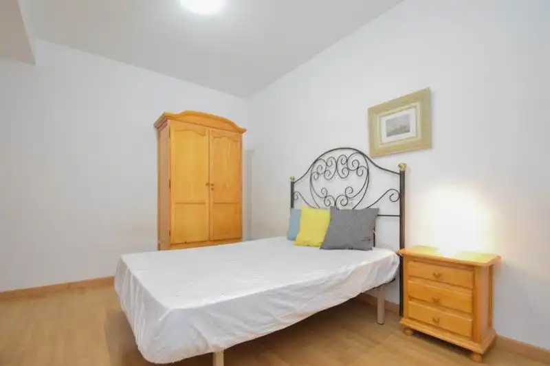 Habitación de Piso en venta en Atarfe con Aire acondicionado