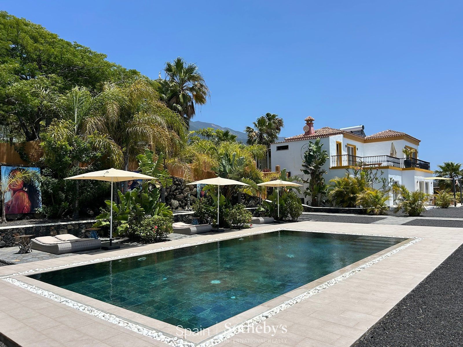 Piscina de Casa o chalet en venta en Los Llanos de Aridane con Aire acondicionado, Calefacción y Jardín privado