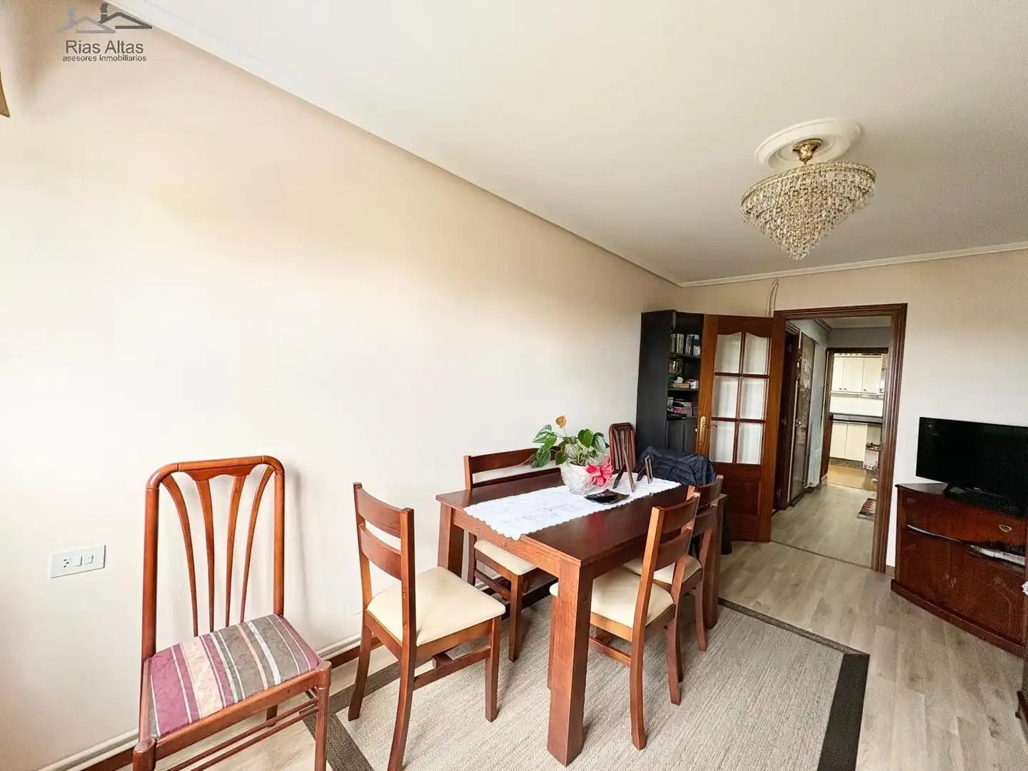 Comedor de Piso en venta en A Coruña Capital  con Calefacción, Jardín privado y Trastero