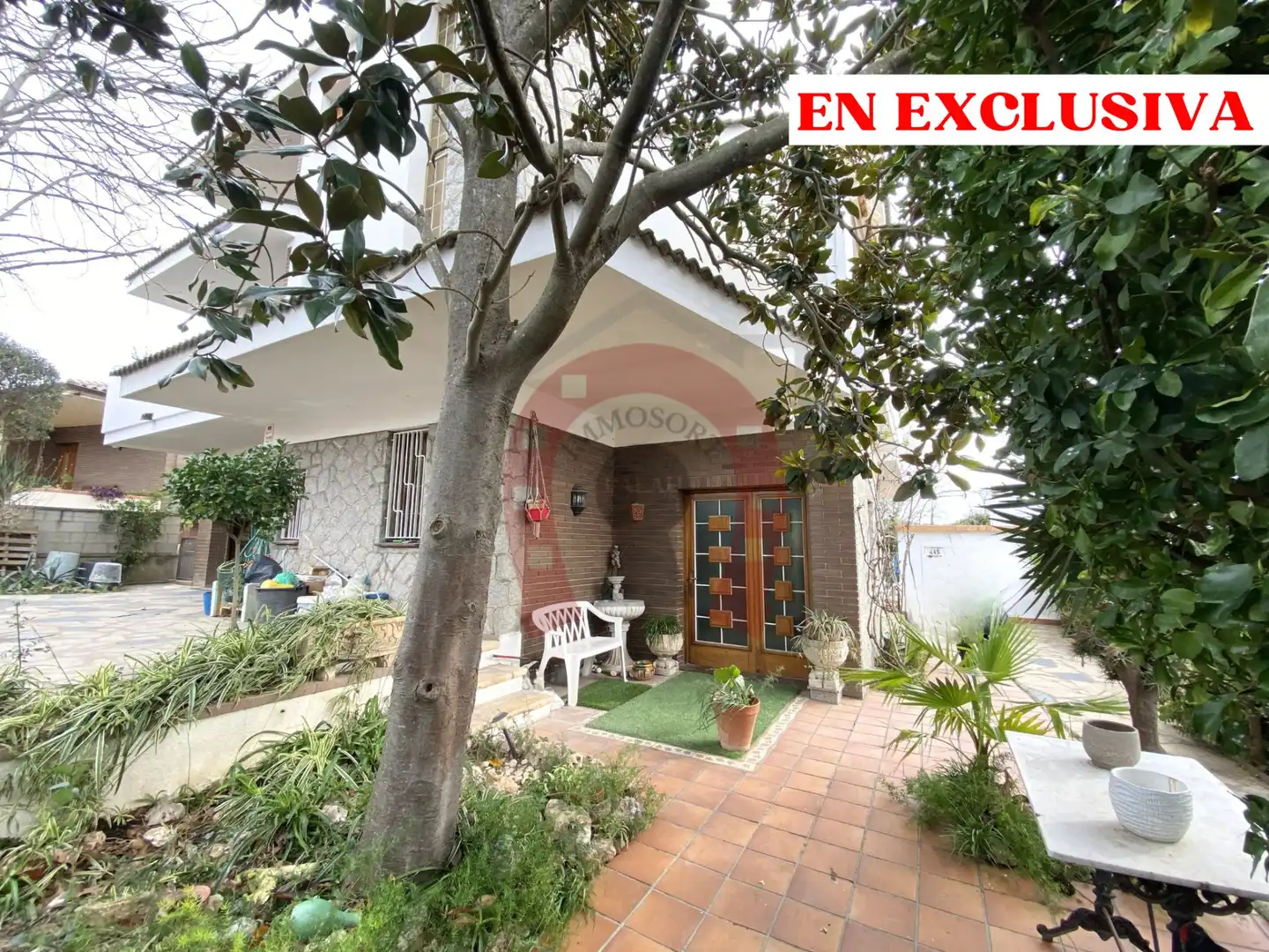Vista exterior de Casa o chalet en venta en Palau-solità i Plegamans con Terraza, Trastero y Piscina
