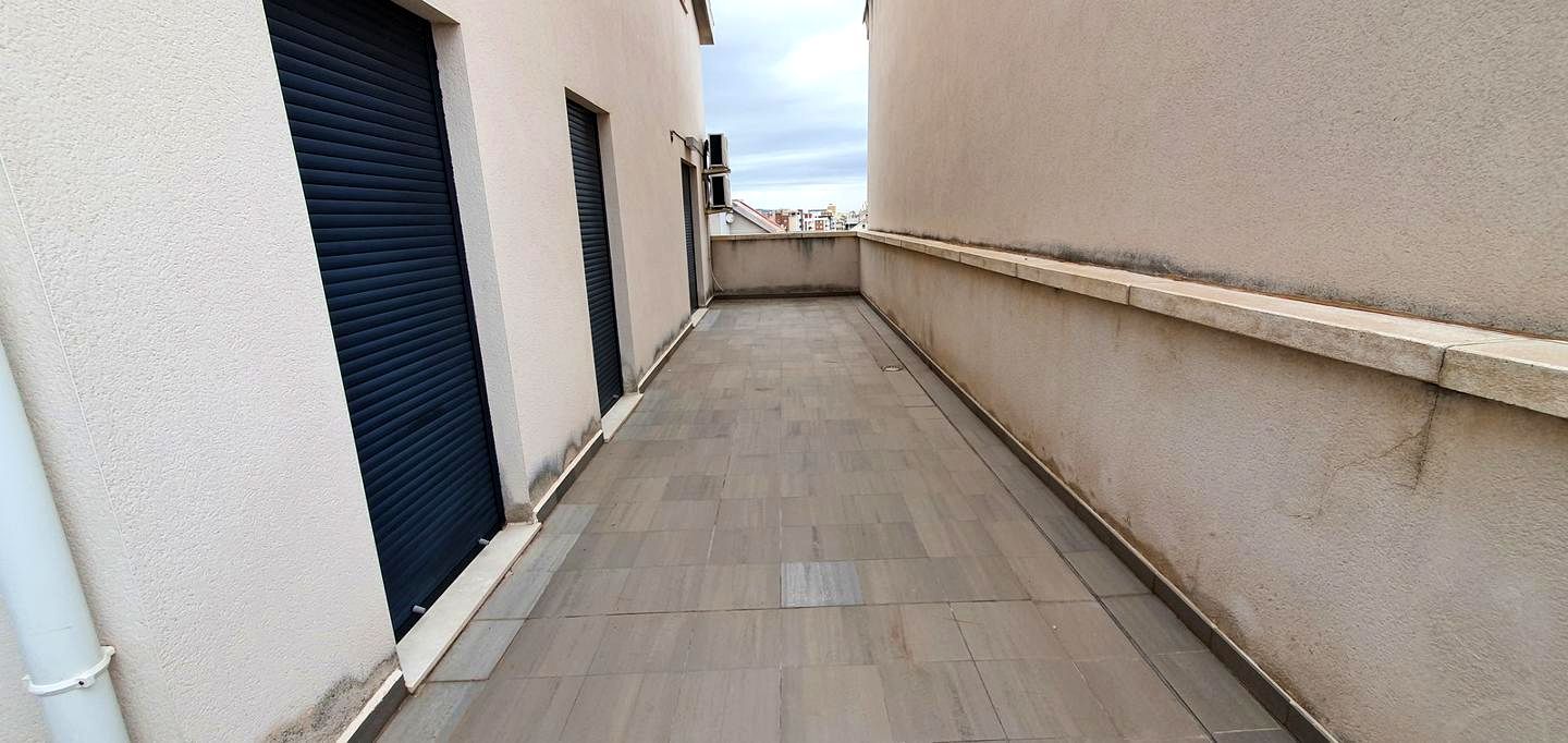 Terrasse von Dachboden zum verkauf in Gandia mit Klimaanlage, Terrasse und Schwimmbad