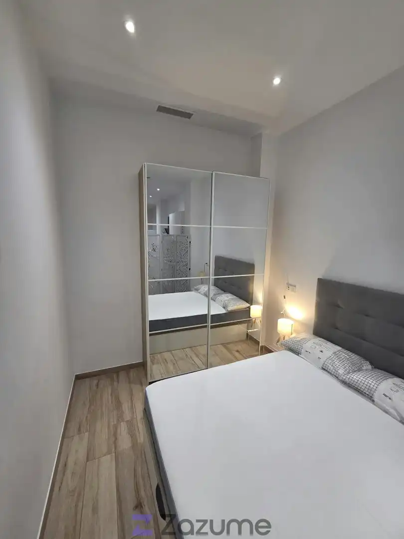 Schlafzimmer von Wohnungen zur Miete in Fuengirola mit Klimaanlage, Möbliert und Ofen