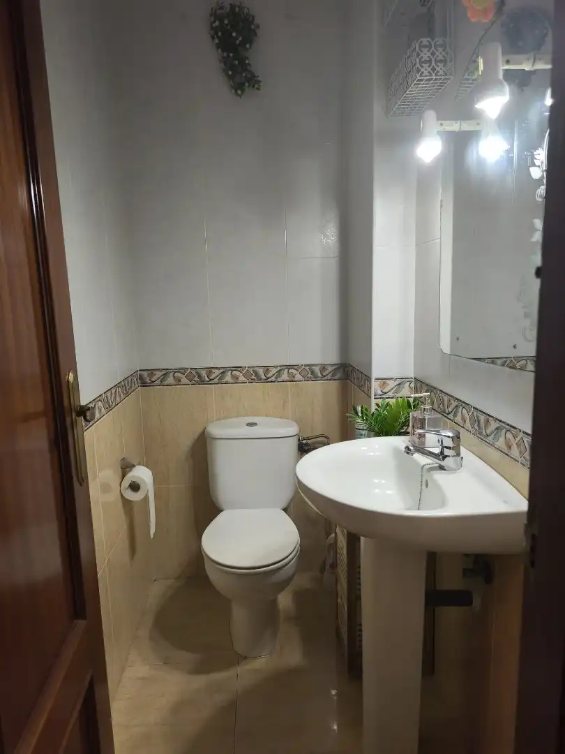 Bany de Casa adosada en venda en El Portil amb Terrassa, Moblat i Piscina comunitària