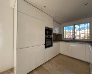 Kitchen of Single-family semi-detached to rent in Marbella  with Air Conditioner, Terrace and Storage room