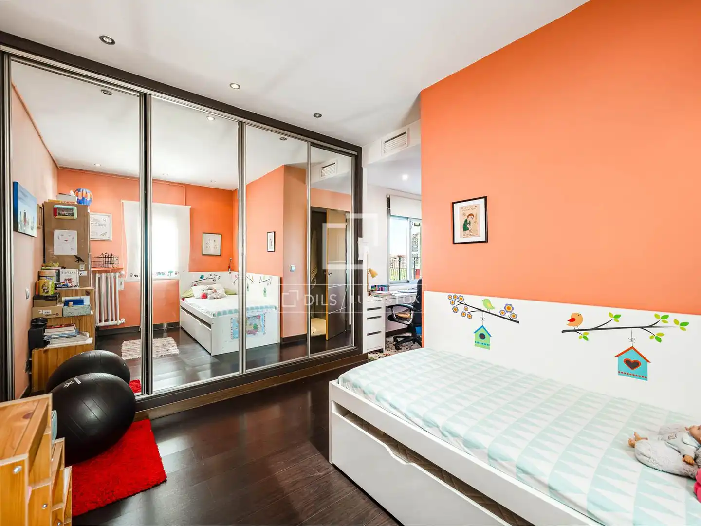 Bedroom of Attic for sale in Madrid  with Air Conditioner, Heating and Terrace