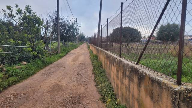 Terreno en Venta en Poligono, 5 en Es Garrovers