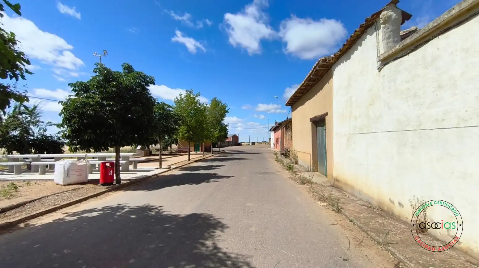 Detached homes for sale in Bercianos del Real Camino - Calle Valdespino, Bercianos del Real Camino