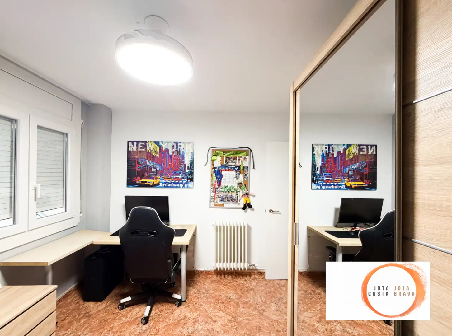 Piso en venta en Girona con Aire acondicionado, Calefacción y Trastero