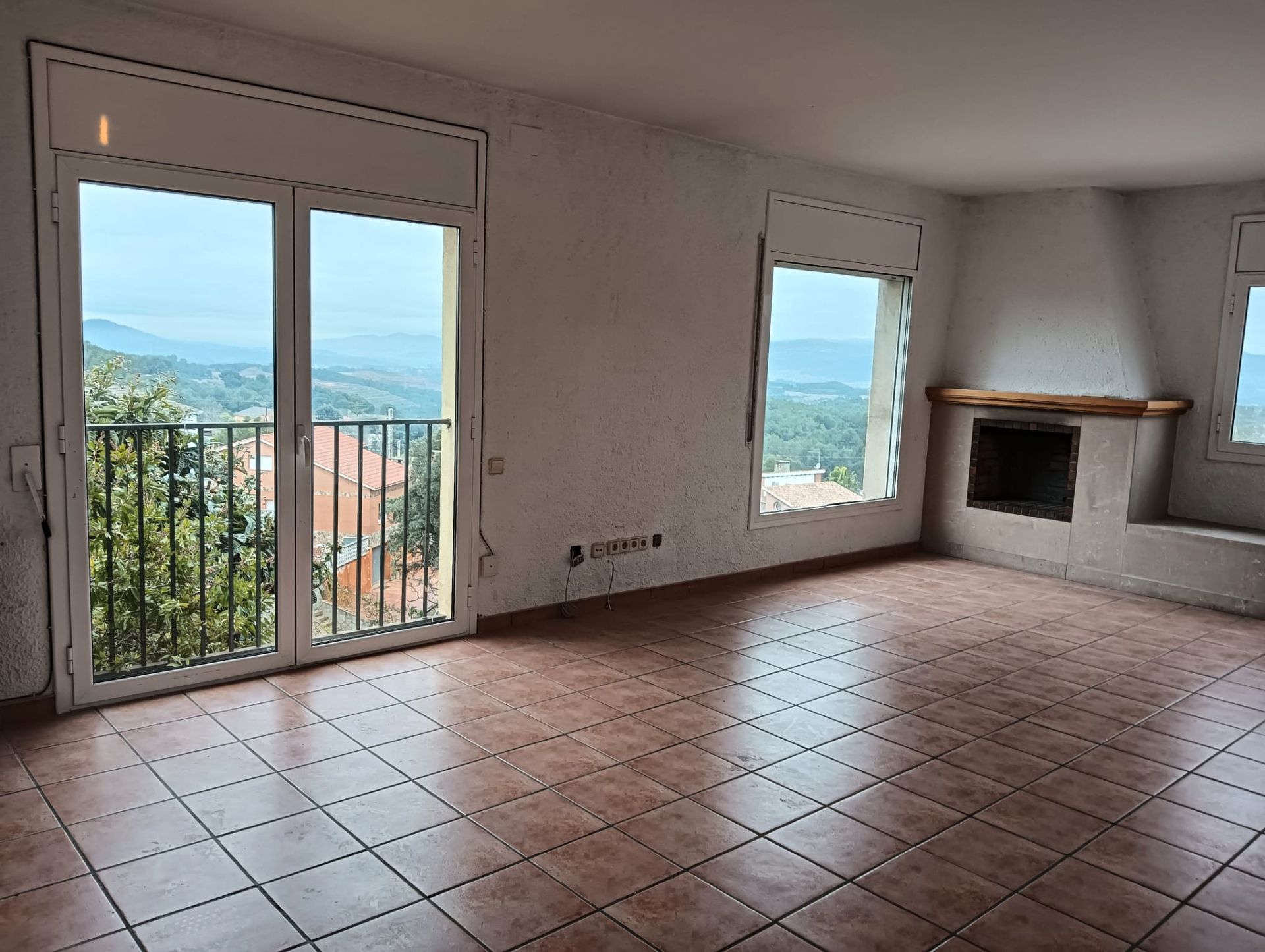 Casa adosada de lloguer a Castellnou - Can Mir - Can Solà