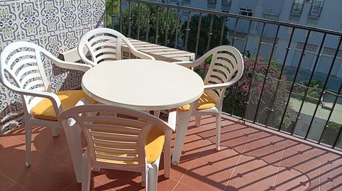 Foto 2 de Apartamento en venta en Avenida de Ramón y Cajal, Puerto Deportivo, Fuengirola