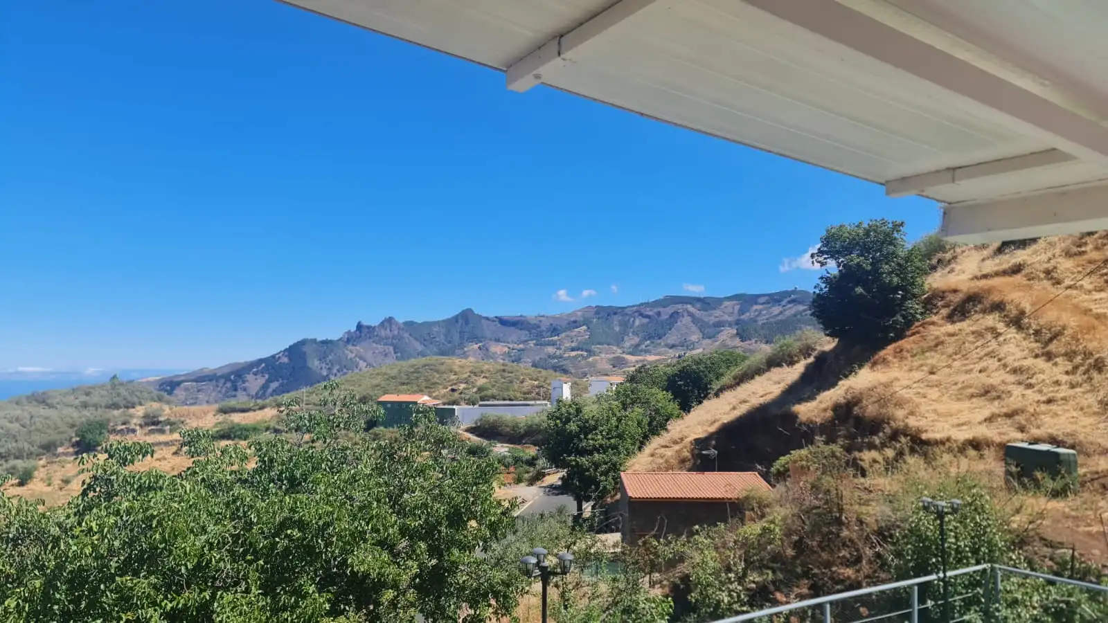 Vista exterior de Casa o chalet en venta en Vega de San Mateo con Aire acondicionado, Jardín privado y Terraza