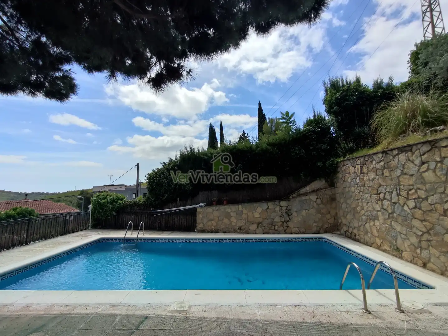 Piscina de Casa o chalet en venta en Vallirana con Calefacción, Jardín privado y Terraza