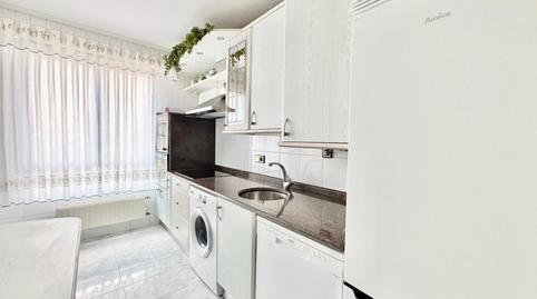 Photo 2 of Flat to rent in Voluntaria Entrega Kalea, Arriaga - Lakua, Vitoria - Gasteiz