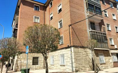 Exterior view of Flat for sale in Valladolid Capital  with Balcony