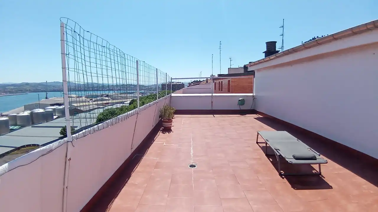 Terraza de Piso en venta en Santurtzi  con Calefacción, Terraza y Amueblado
