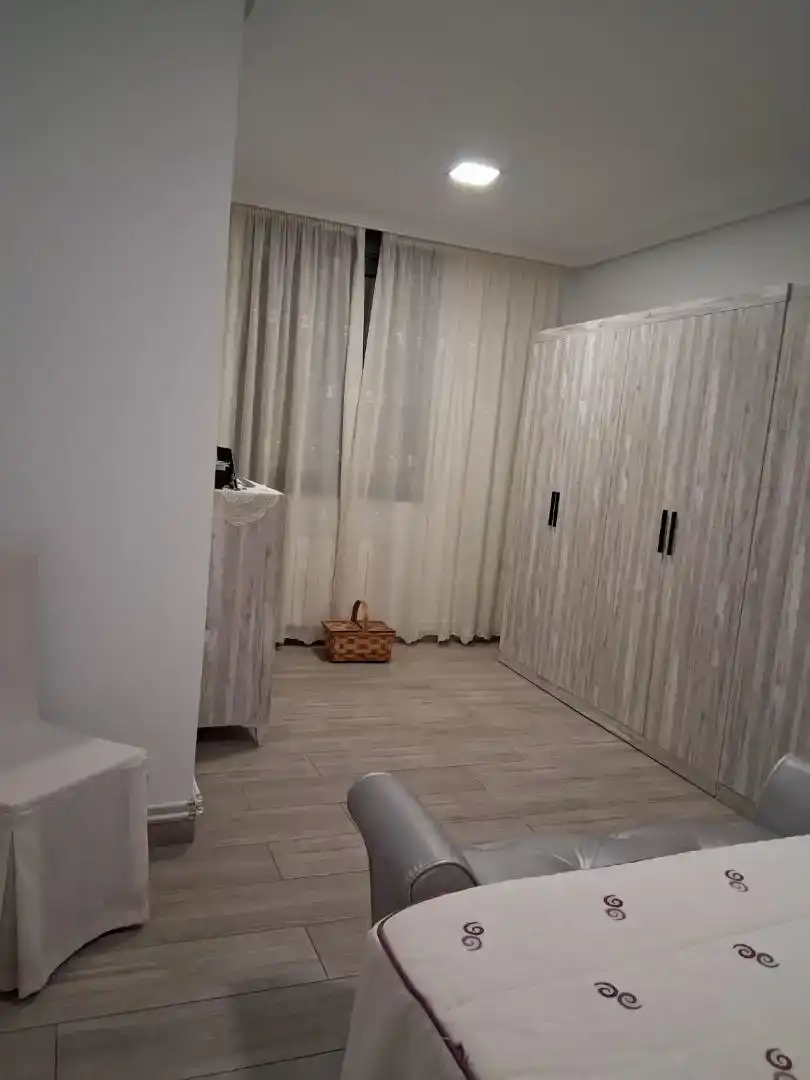 Habitación de Piso en venta en Moraleja con Aire acondicionado