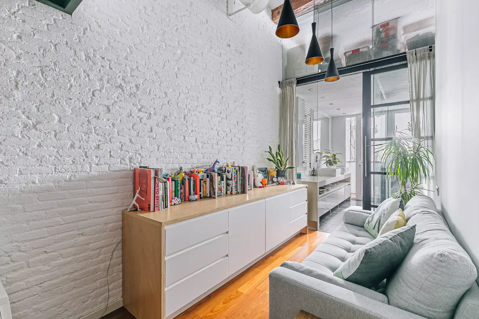 Sala de estar de Piso en venta en Barcelona con Aire acondicionado, Calefacción y Parquet
