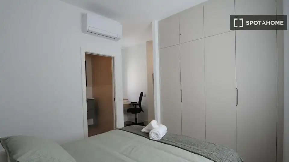 Room in El Pópulo - Santa María