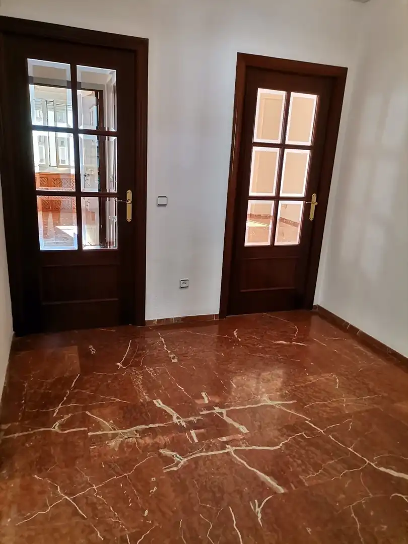 Piso en venta en Córdoba con Aire acondicionado, Terraza y Trastero
