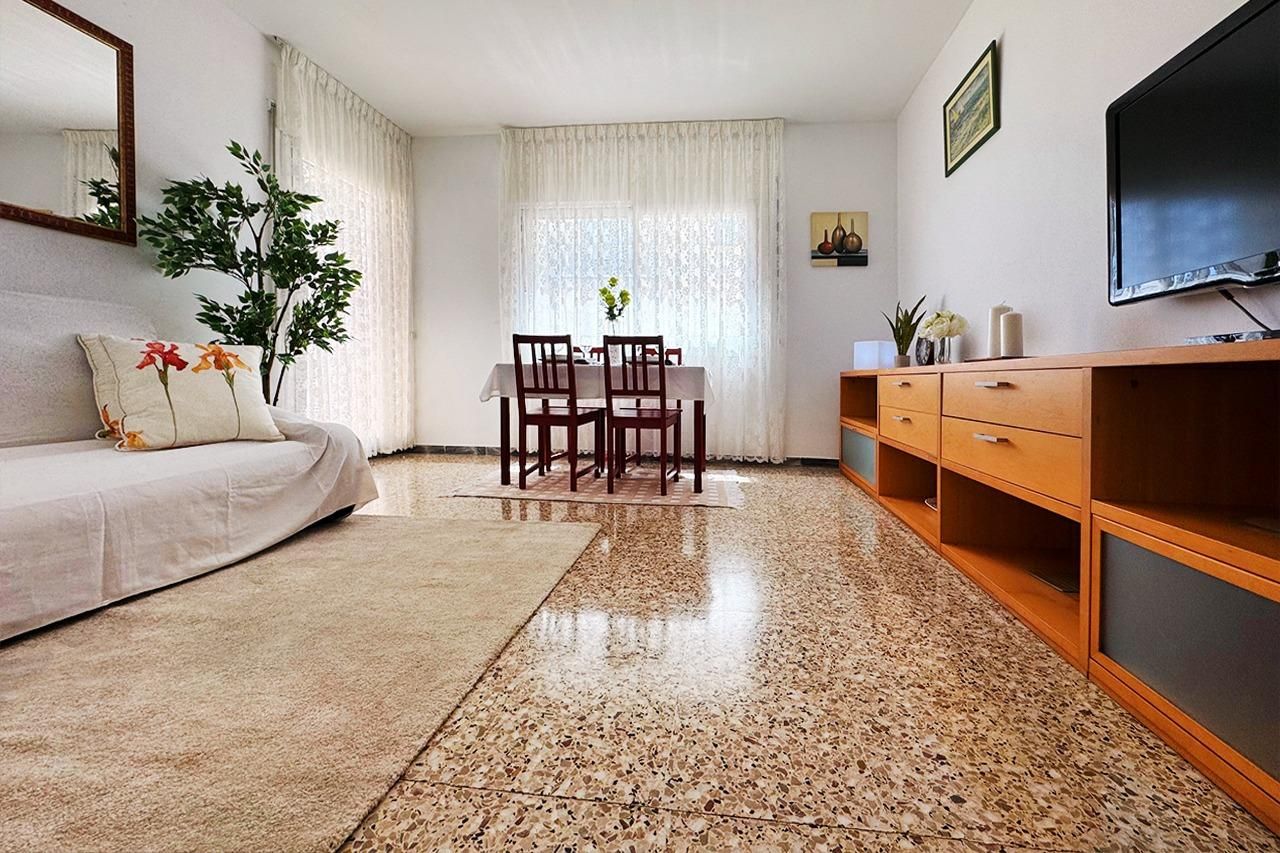 Sala d'estar de Pis en venda en Cunit amb Terrassa i Traster