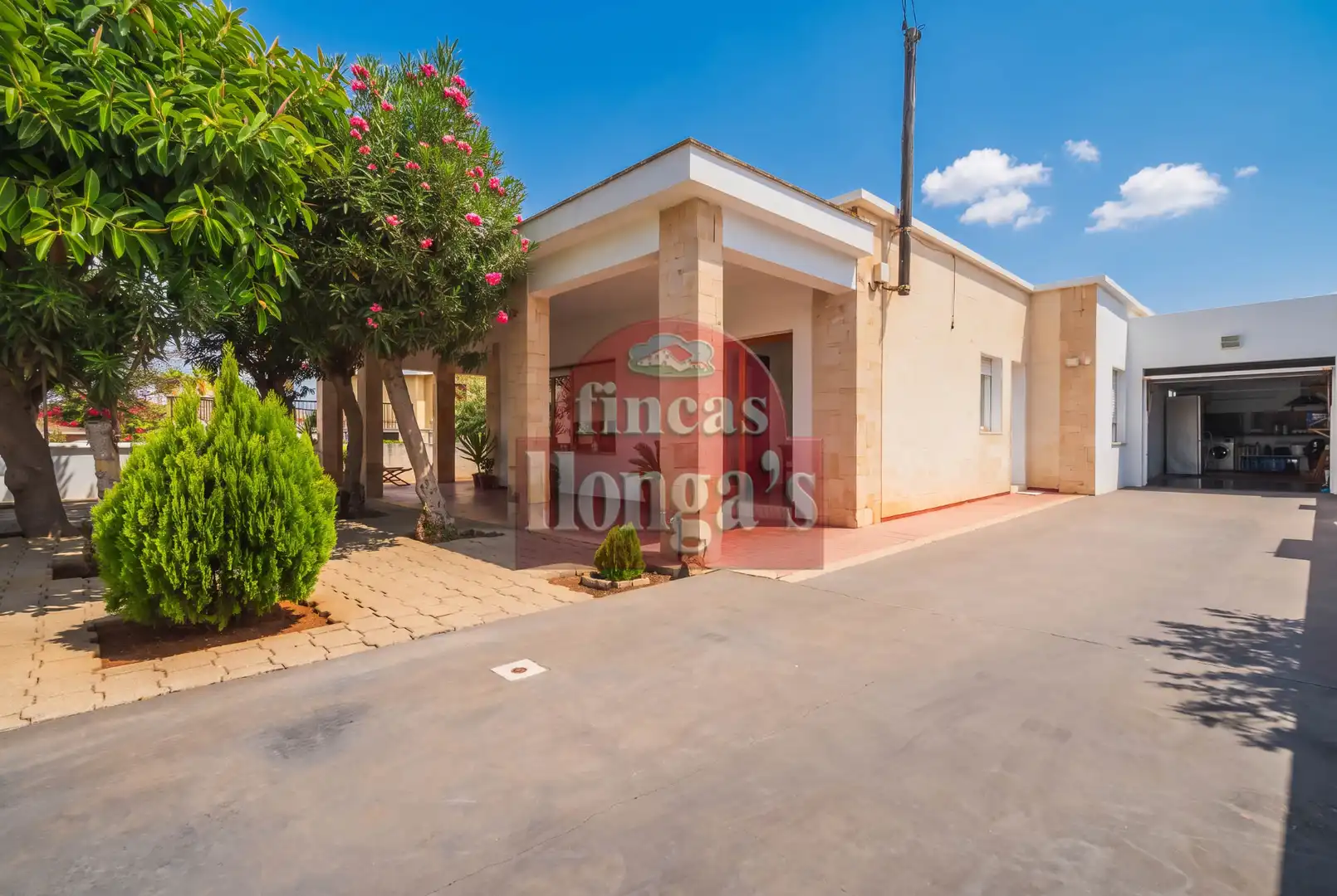 Villa con giardino in vendita a Ciutadella