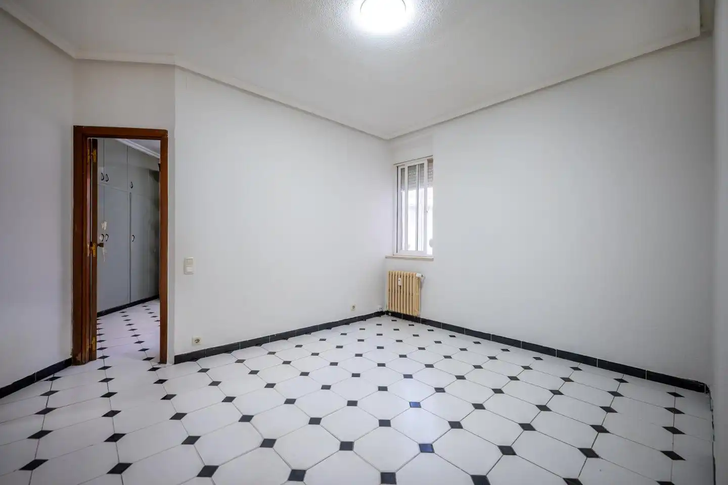 Pis en venda en Ávila amb Calefacció, Parquet i Terrassa