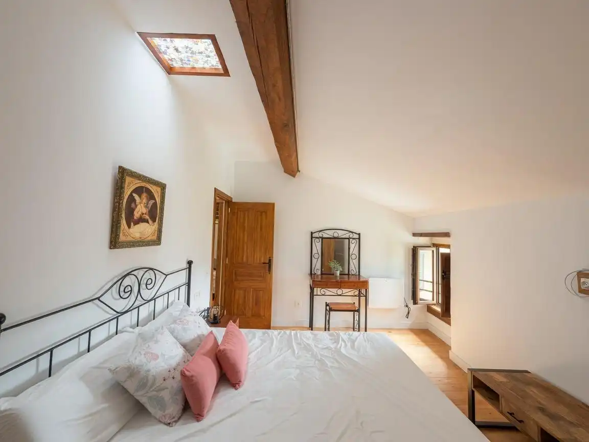 Schlafzimmer von Country house zum Verkauf in Piloña