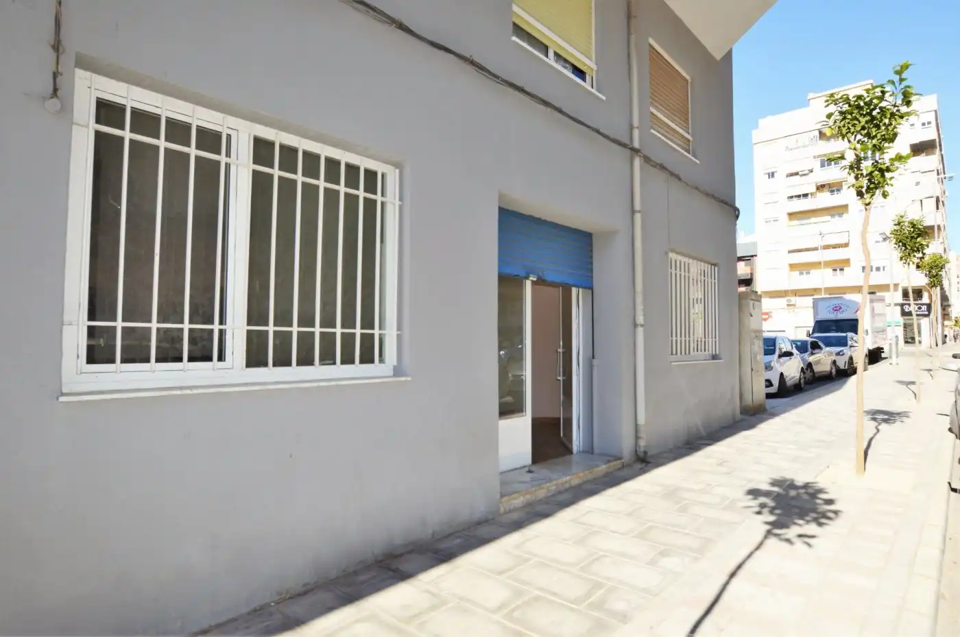 Local comercial en alquiler en Plaza de Toros - Avenida Chapí - Trinquete