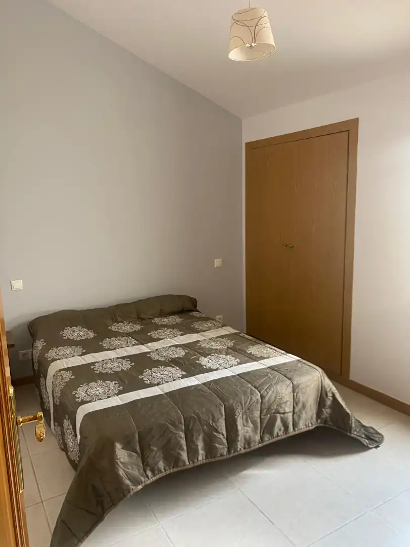 Habitación de Ático en venta en Medina de Rioseco con Calefacción, Terraza y Amueblado