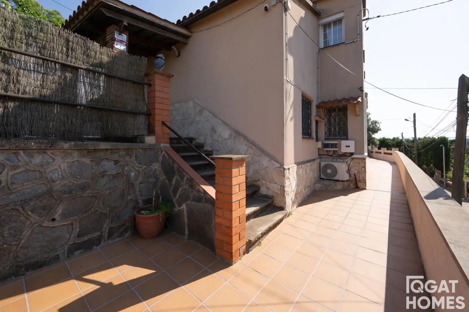Vista exterior de Casa o xalet en venda en Sant Cugat del Vallès amb Aire condicionat, Calefacció i Terrassa