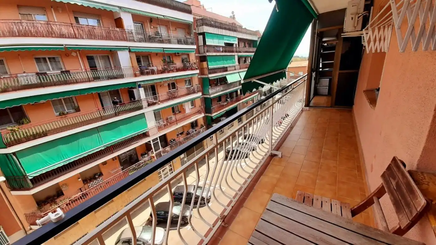 Pis de lloguer a Carrer de Colòmbia, Font Verda
